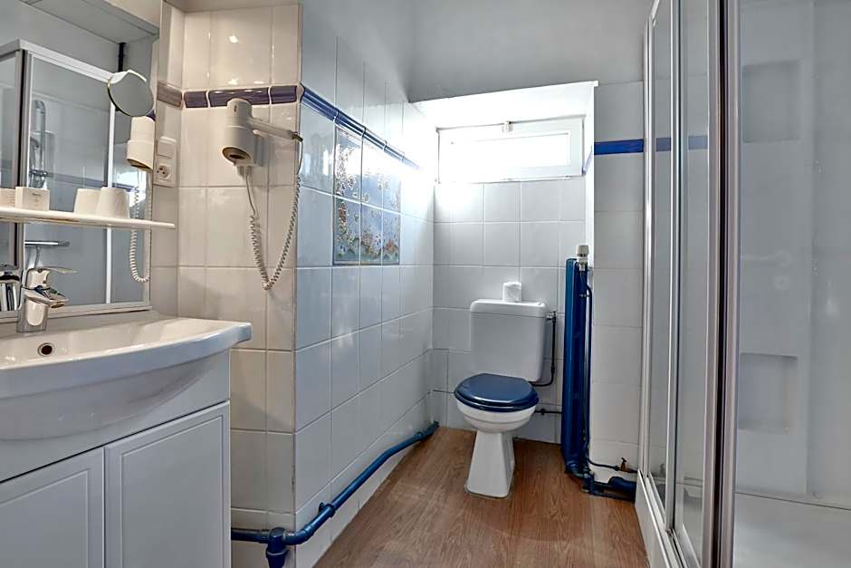 Logis Hôtel Les Voyageurs