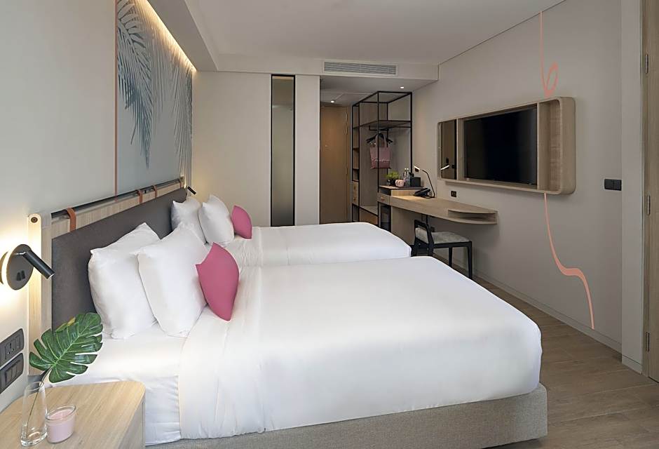 JonoX Phuket Karon Hotel