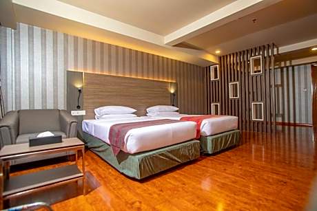 Deluxe Double or Twin Room