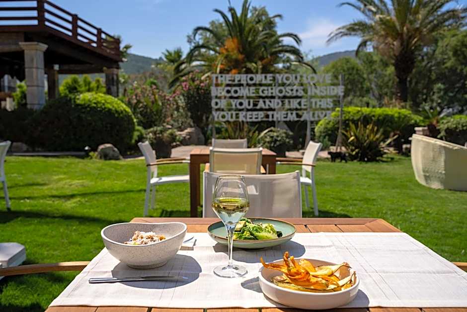 Casa dell'Arte Hotel of Arts & Leisure