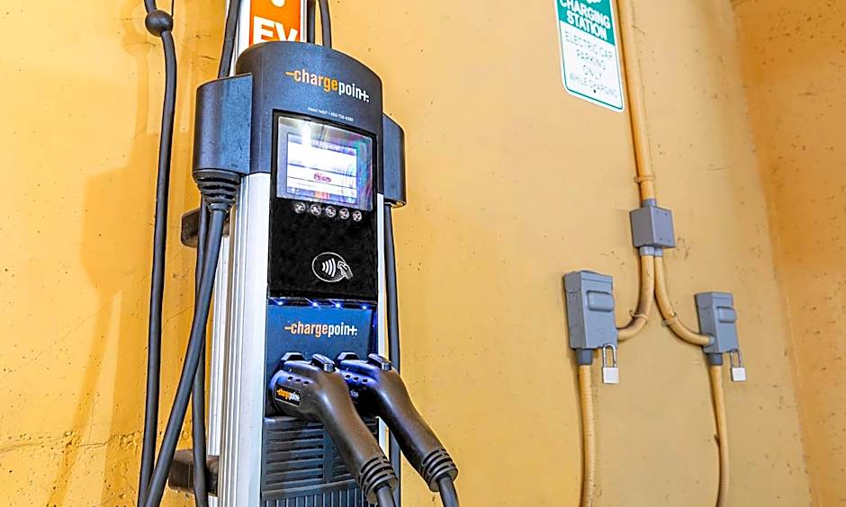 Mizner Place At Weston Town Center