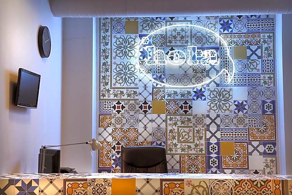 Hola Hostal Eixample