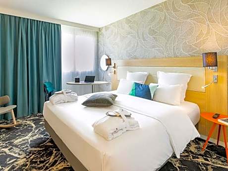 Deluxe Double Room with Park View