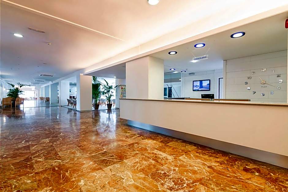 azuLine Hotel Bergantin