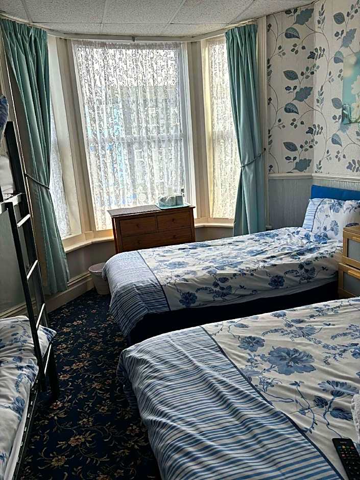 Roselea Hotel - St Chads