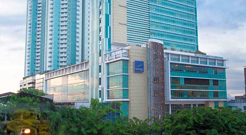 Novotel Jakarta Gajah Mada Hotel
