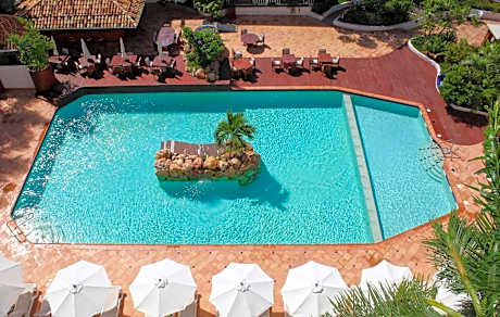 Sapphire Beach Club Resort