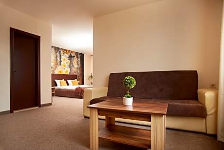 Deluxe Double Studio