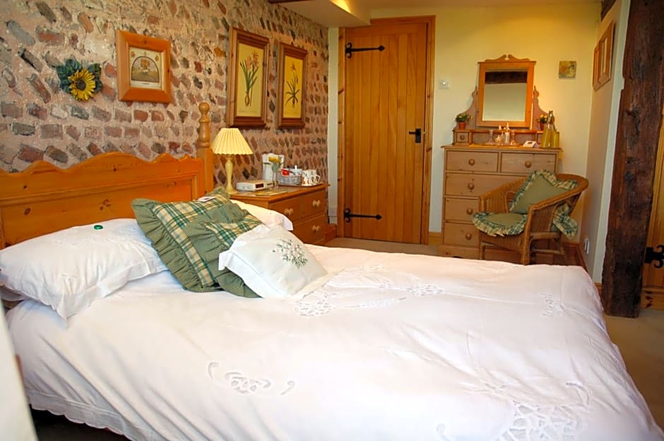 Clayton Wickham Farmhouse