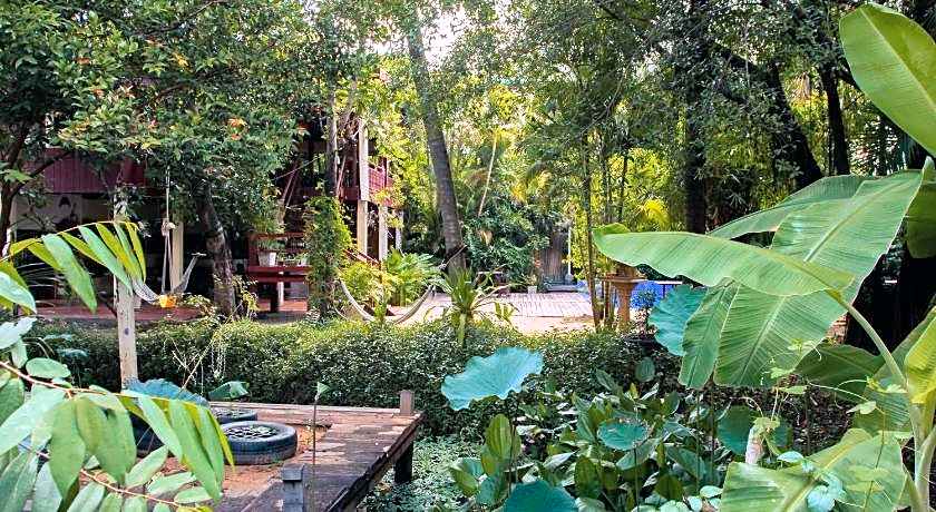 Sambor Village Hotel