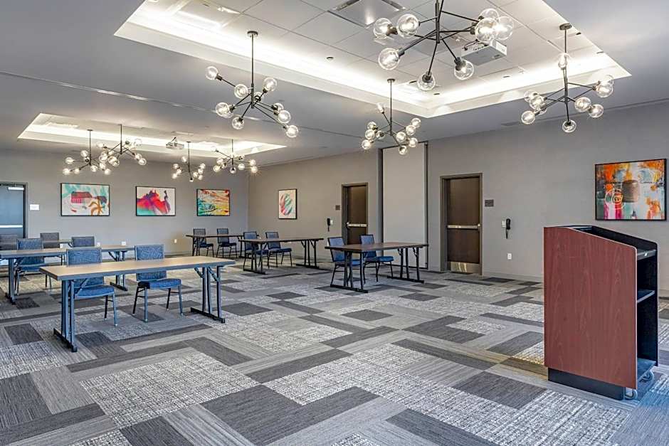Cambria Hotel Manchester South Windsor