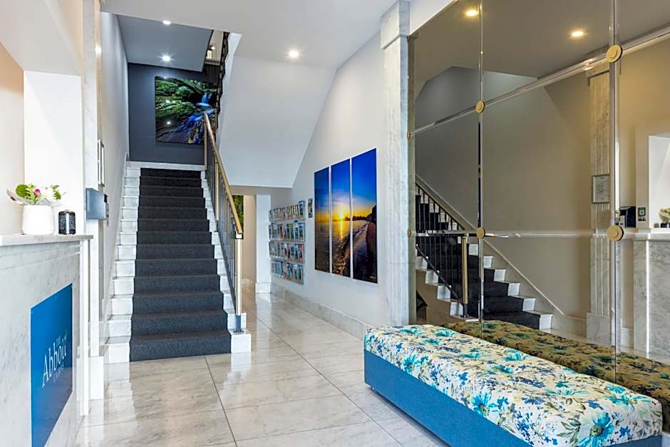 The Abbott - Boutique Hotel