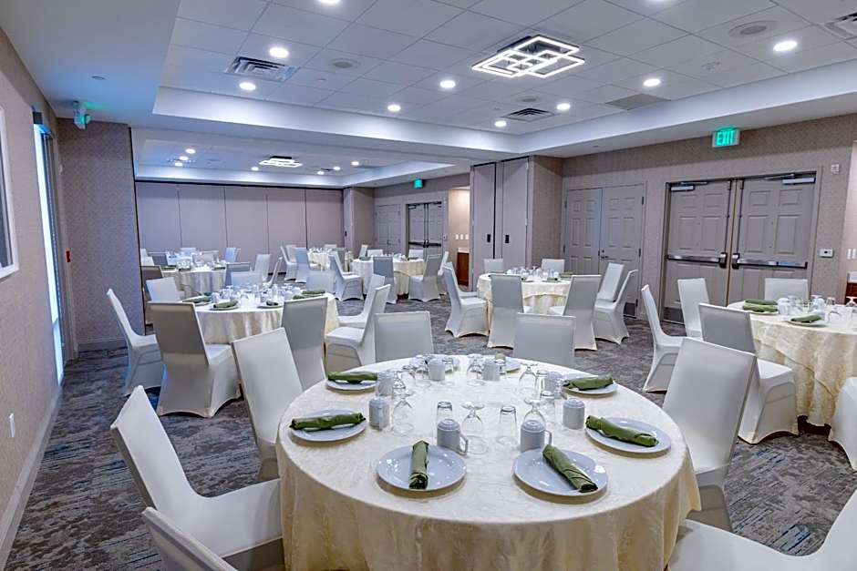 Hilton Garden Inn Lakewood