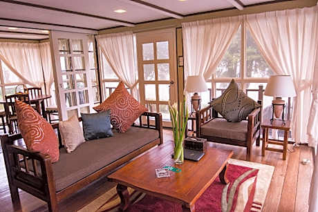 Garden Lodge