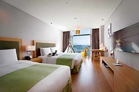 Kids Premium Twin Room with Sea View