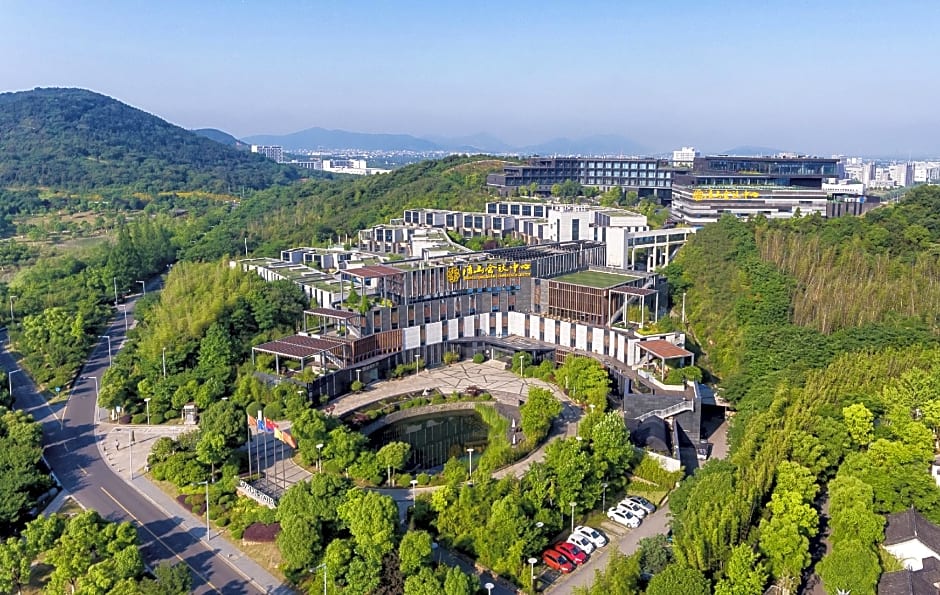 Suzhou Qingshan Conference Center