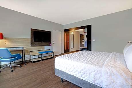 King Room - Hearing Access