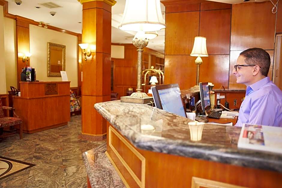 Hotel St. James