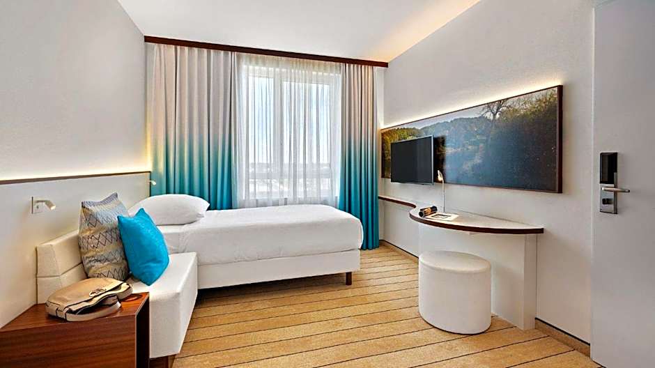 Hey Lou Hotel Frankfurt Airport