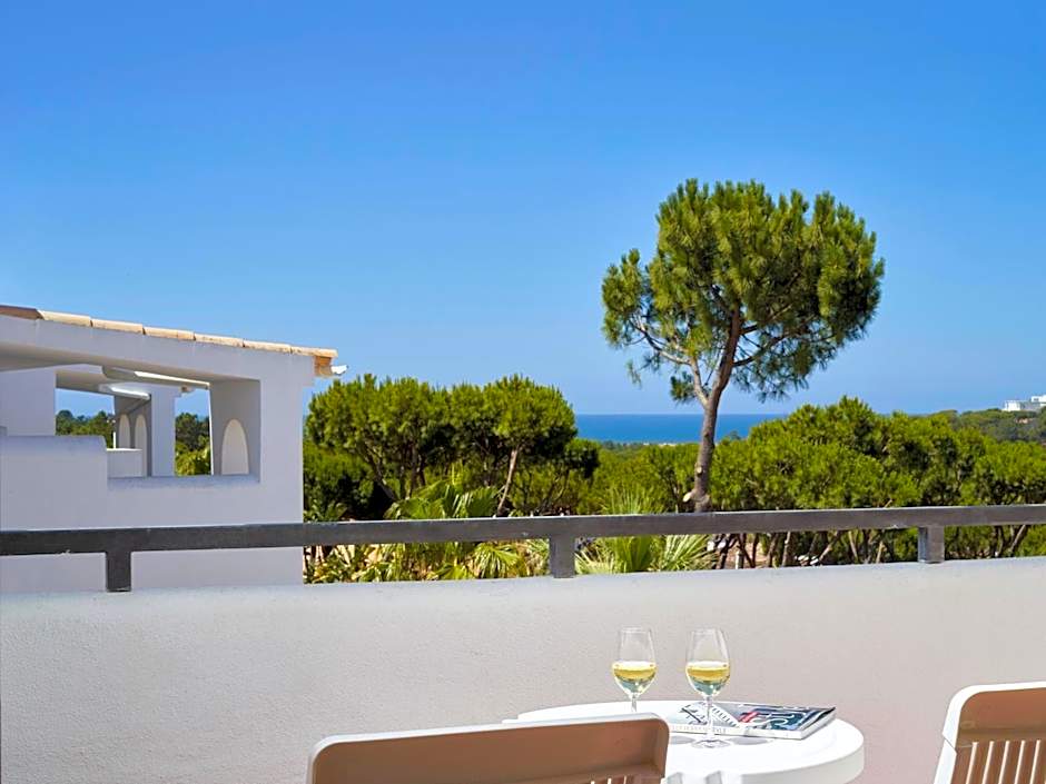 Ria Park Garden Hotel