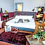 Soprarno Suites