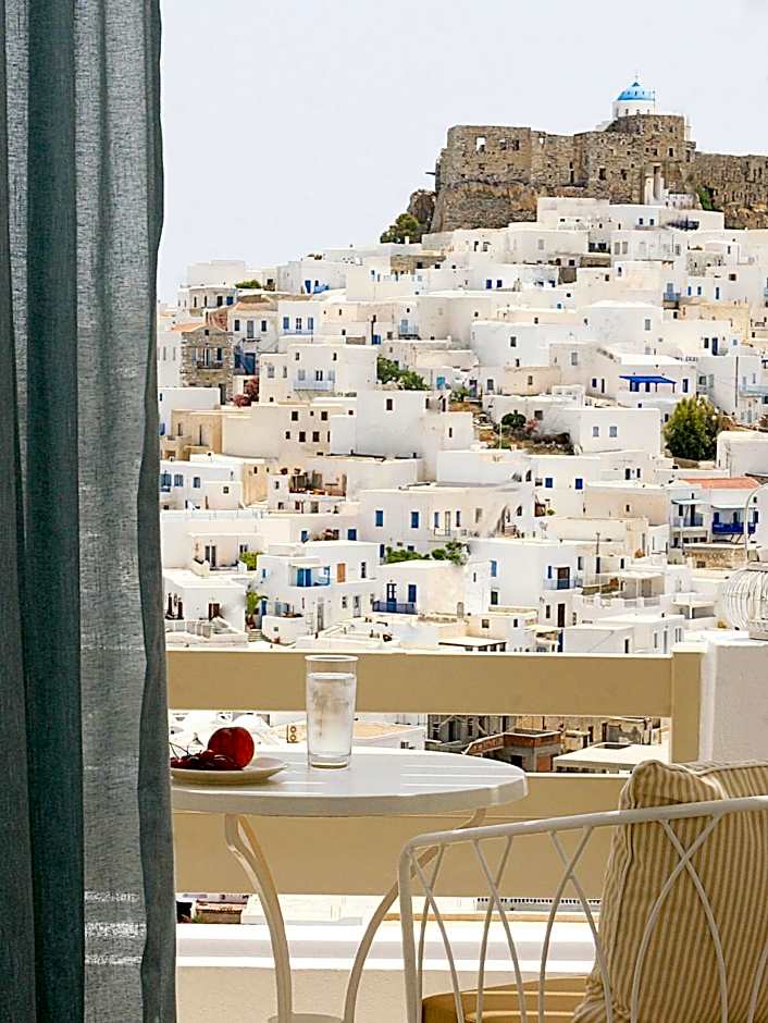 Anatoli Luxury Studios & Suites