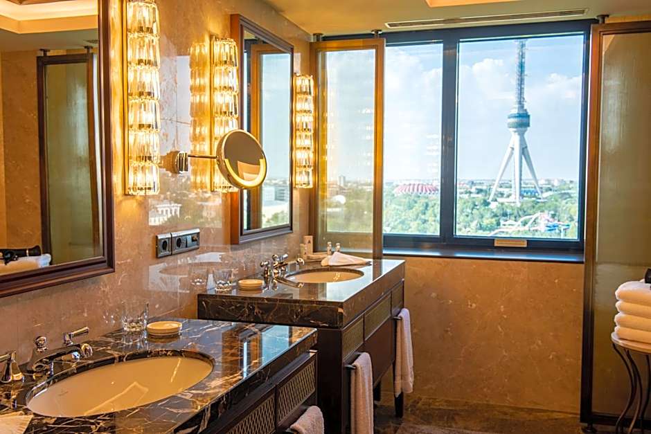 AZIMUT Grand Hotel Tashkent