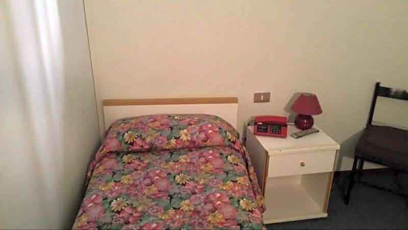 Photo 1 of 6 of Single Room