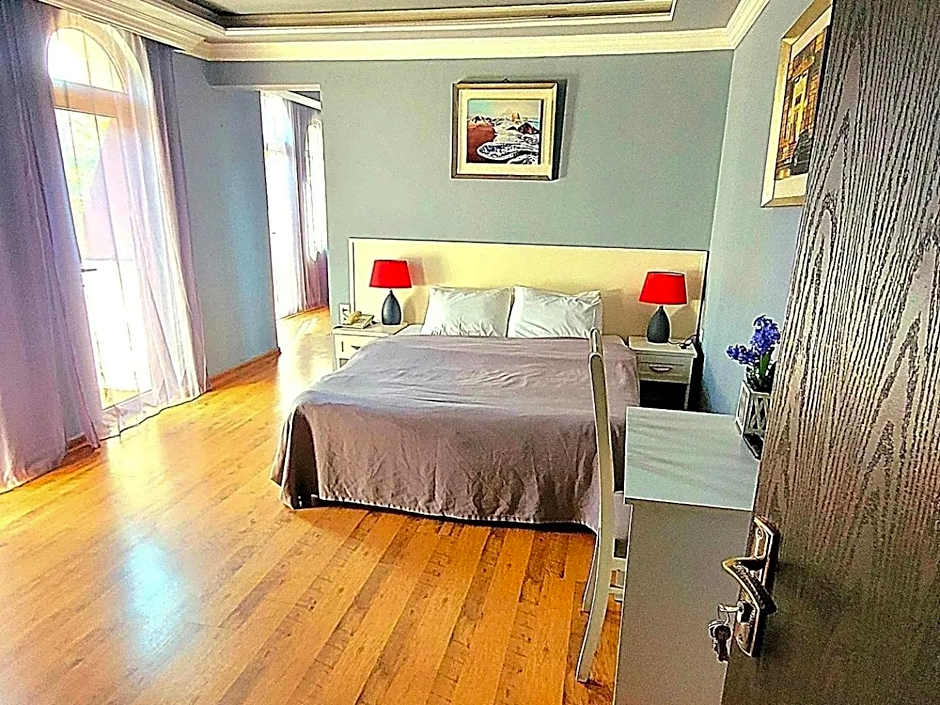 Aparthotel Old City