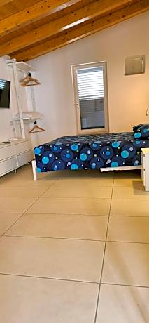 One-Bedroom Apartment with Spa Bath