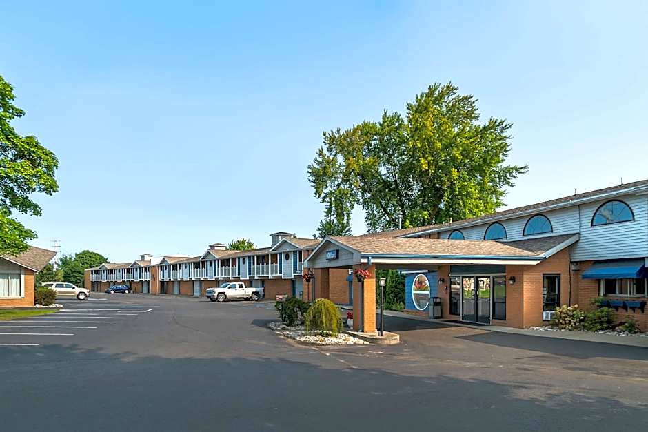 Best Western River Terrace