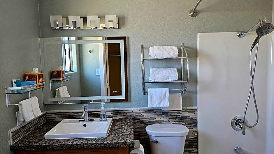 Magnuson Hotel Blythe