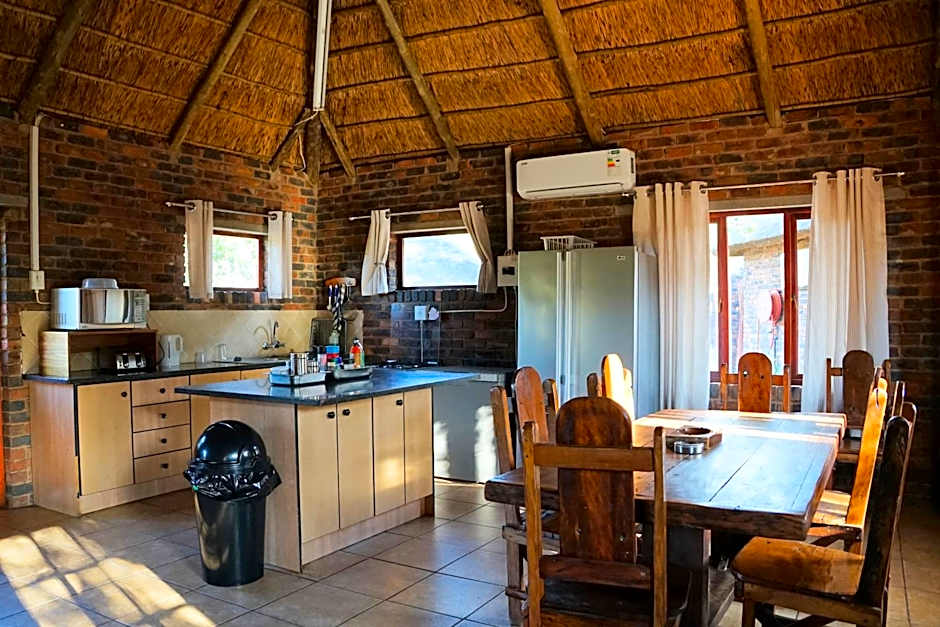 Kwele Game Lodge