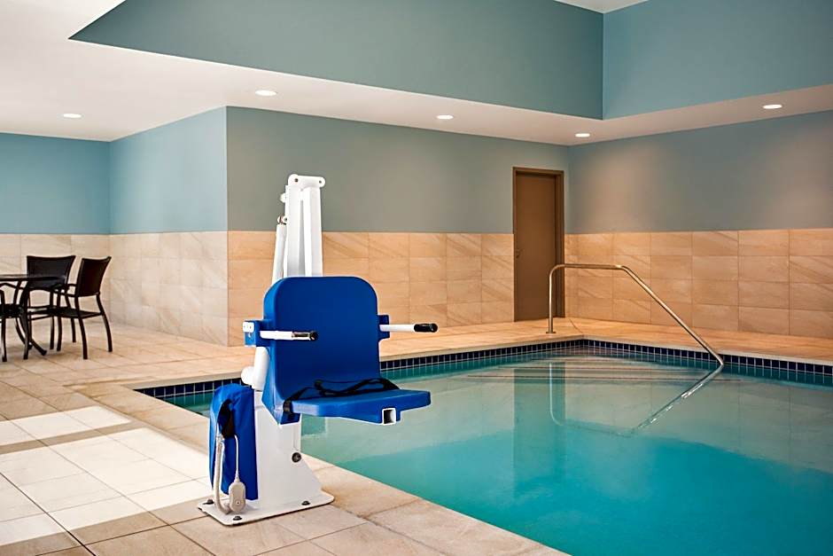 Holiday Inn Express & Suites - Yuba City - Marysville By IHG