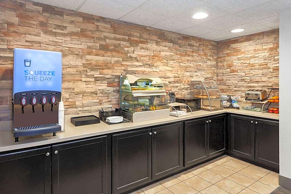 Links Bos Landen Hotel & Spa of Pella, Trademark by Wyndham