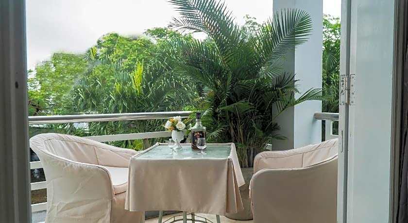 The Moon Villa Hoi An