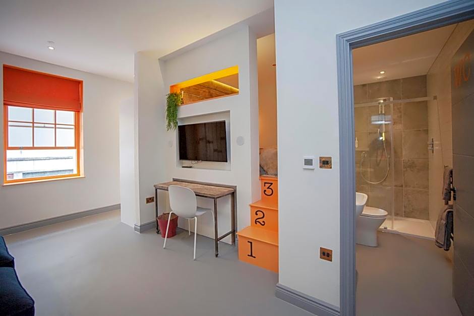 Higgihaus Aparthotel, Clare Street