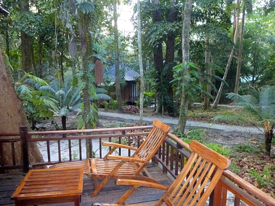 Barefoot At Havelock-Havelock Island