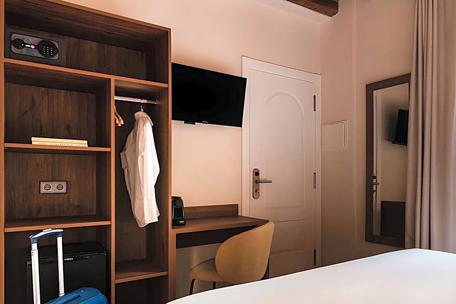 Hotel Hamsa House
