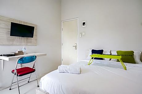 Urbanview Hotel Bari Syariah Palembang By RedDoorz
