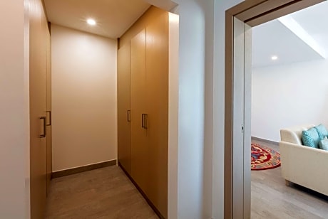 One-Bedroom Queen Suite with Sofa Bed