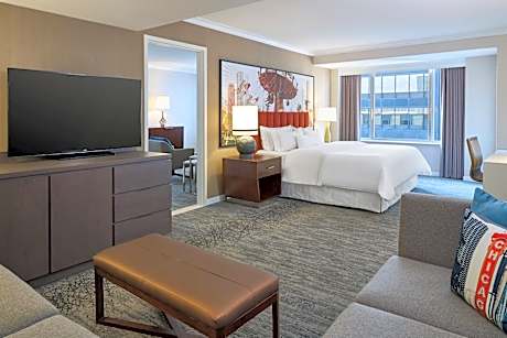 1 Bedroom Executive Suite, 1 King