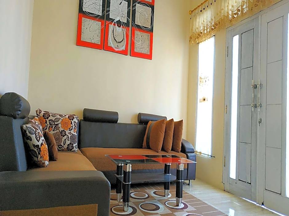 Puncak Pinus and Pool