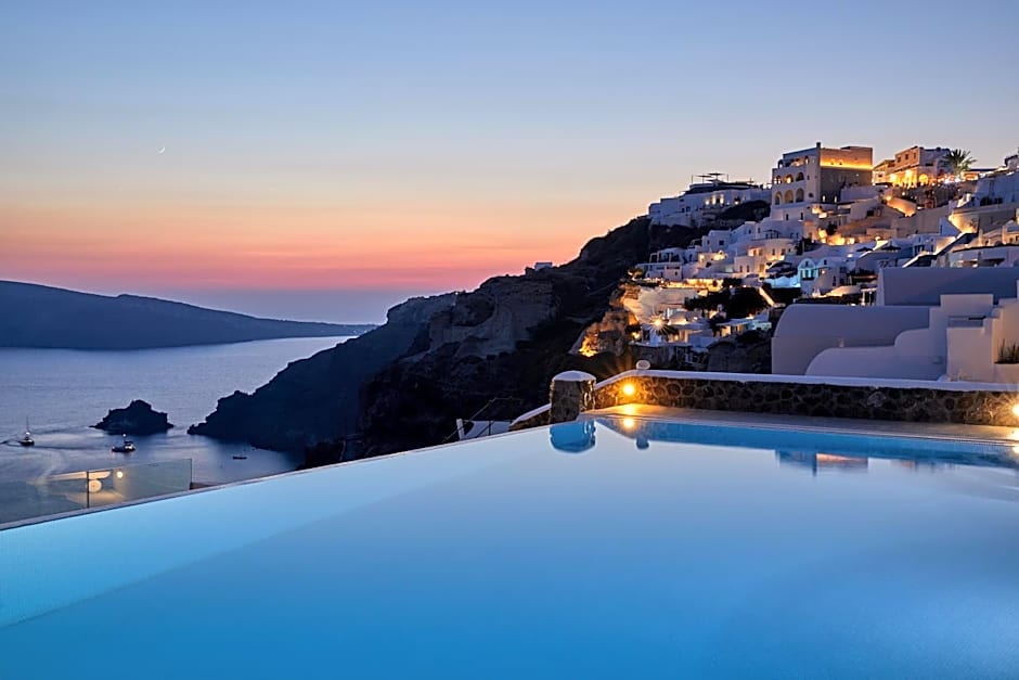 La Perla Villas - Adults Only