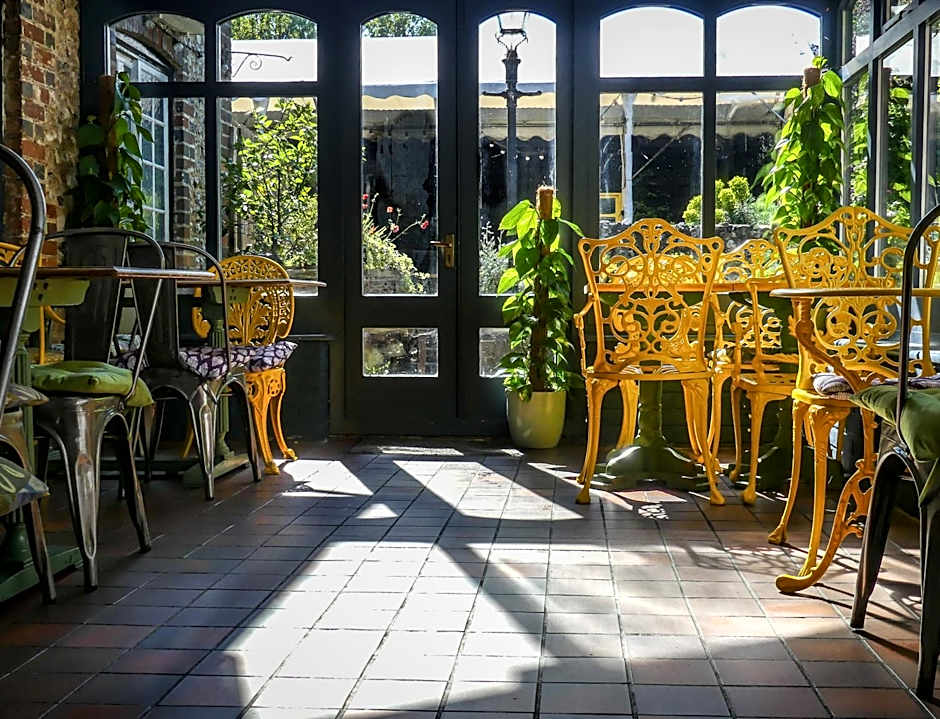 Ye Olde Smugglers Inne