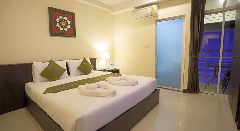 The Elegant Patong Hotel