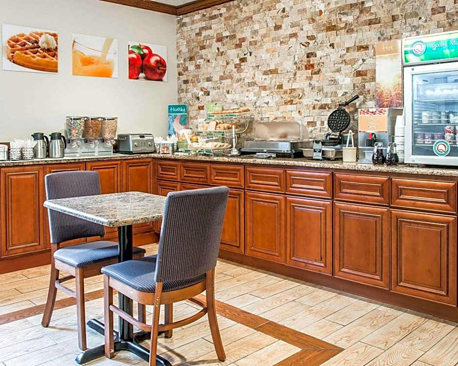 Quality Inn Southfield - Detroit