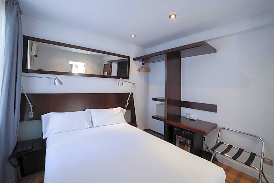 Petit Palace Arana Bilbao