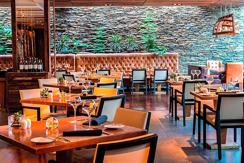 Renaissance Santiago Hotel