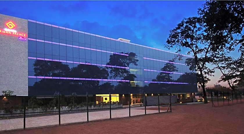 Hotel German Palace, Airport